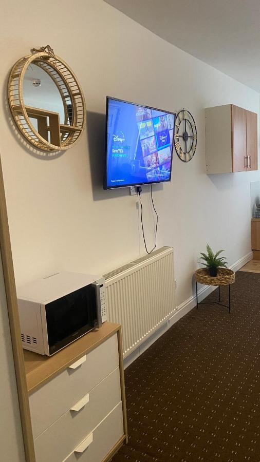 Bv Comfy Studio At Deighton Huddersfield Eksteriør billede