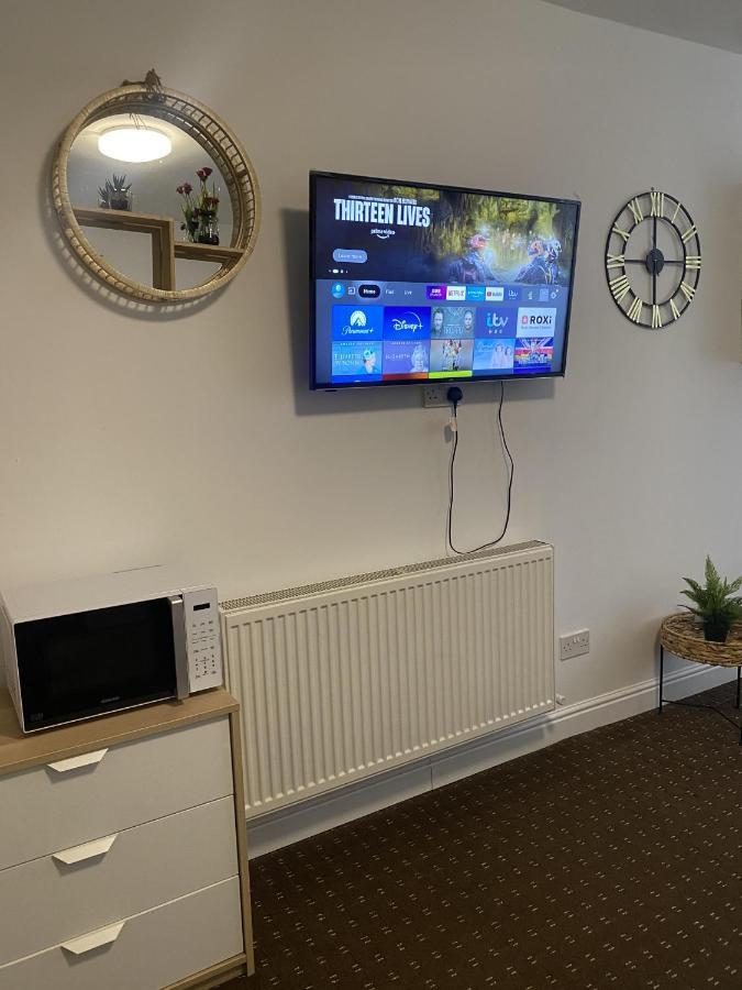 Bv Comfy Studio At Deighton Huddersfield Eksteriør billede